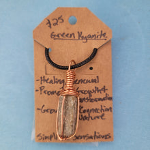 Load image into Gallery viewer, Wire Wrapped Crystal Necklace