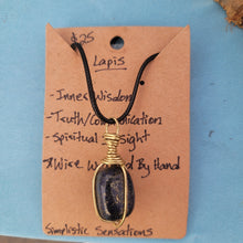 Load image into Gallery viewer, Wire Wrapped Crystal Necklace