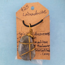 Load image into Gallery viewer, Wire Wrapped Crystal Necklace