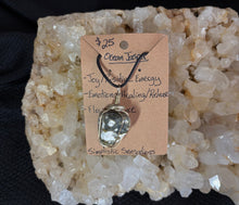 Load image into Gallery viewer, Wire Wrapped Crystal Necklace