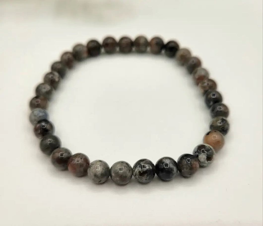 Yooperlite Stretchable Bracelet 8mm (UV Light-Fluorescence)