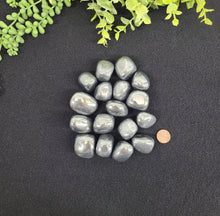 Load image into Gallery viewer, Hematite (1kg/2.2 lbs.)Tumbled Stone 20-25mm
