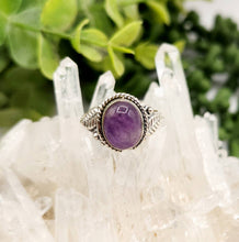 Load image into Gallery viewer, Amethyst Feather Semi-Precious Gemstone Sterling Silver (925) Ring
