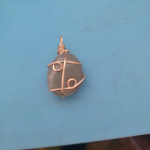 Load image into Gallery viewer, Wire Wrapped Crystal Necklace
