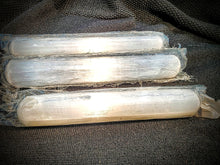 Load image into Gallery viewer, Selenite Wands
